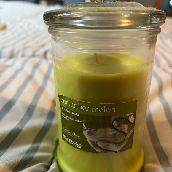 Cucumber melon candle - Picture 1 of 3